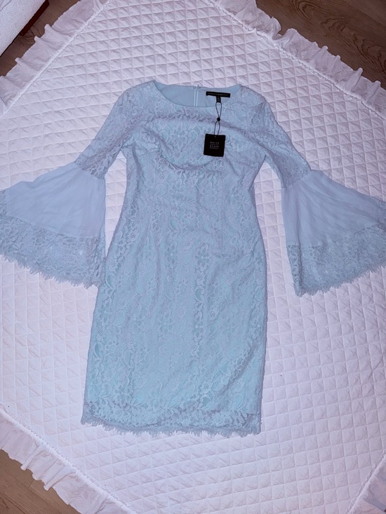 White House Black Market Dresses & Skirts - White House Black Market Lace dress